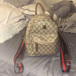 GUCCI Womens Mini Bookbag